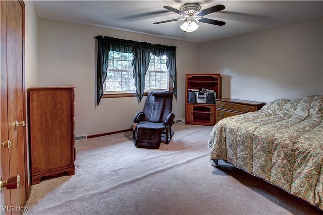 105 Windbrook Court, Elyria, OH 44035