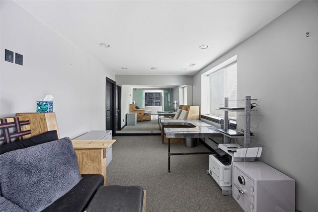 2499 Plymouth Street, Marion, IA 52302