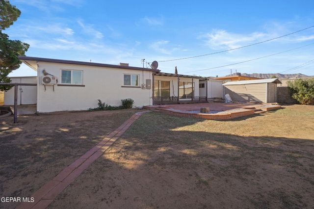 3705 VOLCANIC Avenue, El Paso, TX 79904