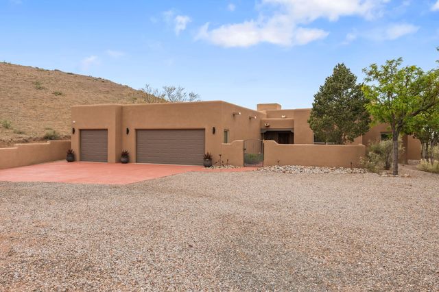 34 Santa Ana Loop, Placitas, NM 87043