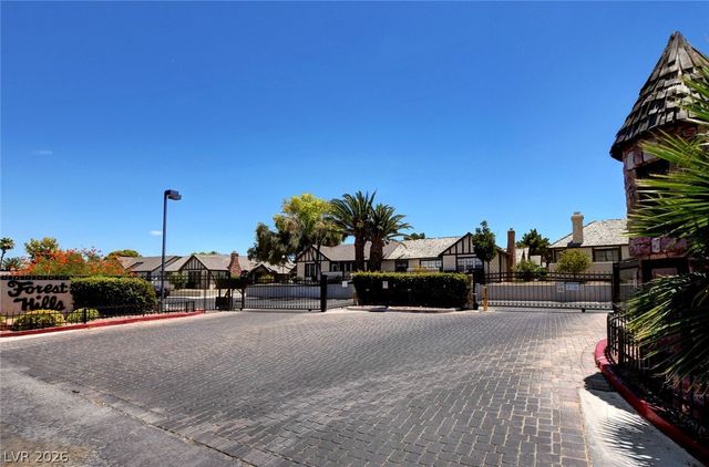 3928 Edgemoor Way, Las Vegas, NV 89121