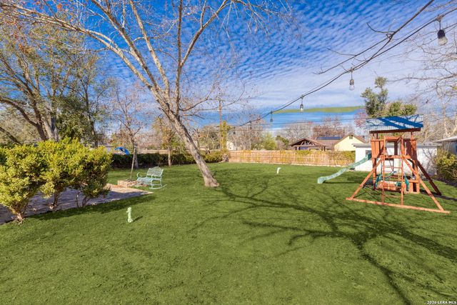 241 W HERMINE BLVD, San Antonio, TX 78212