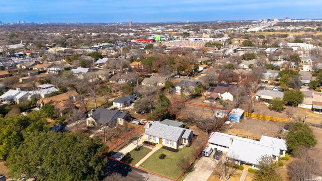 241 W HERMINE BLVD, San Antonio, TX 78212