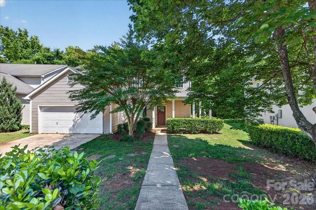 9200 Royal Highlands Court, Charlotte, NC 28277