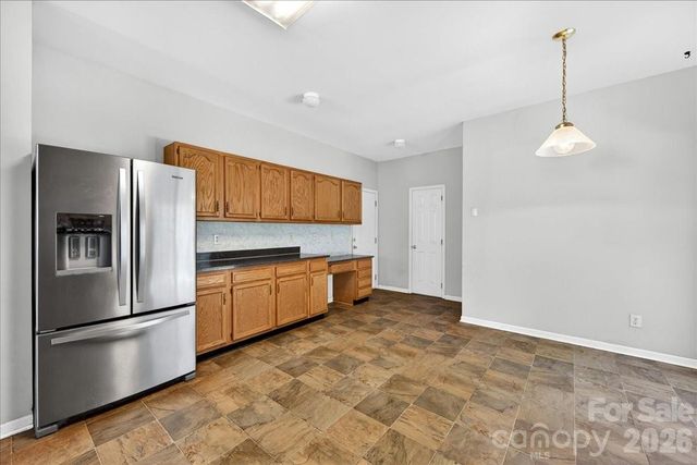 9200 Royal Highlands Court, Charlotte, NC 28277