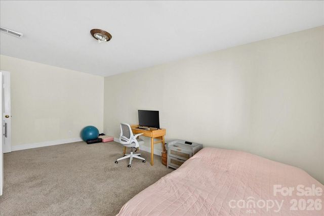 9200 Royal Highlands Court, Charlotte, NC 28277