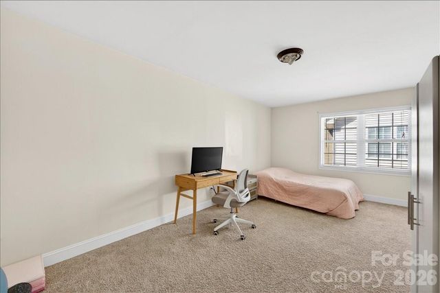 9200 Royal Highlands Court, Charlotte, NC 28277