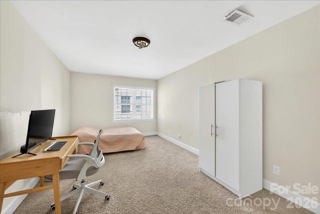 9200 Royal Highlands Court, Charlotte, NC 28277