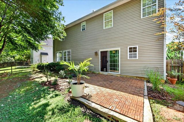 9200 Royal Highlands Court, Charlotte, NC 28277