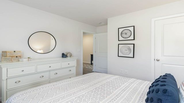 146 Country Grove Way, Galivants Ferry, SC 29544