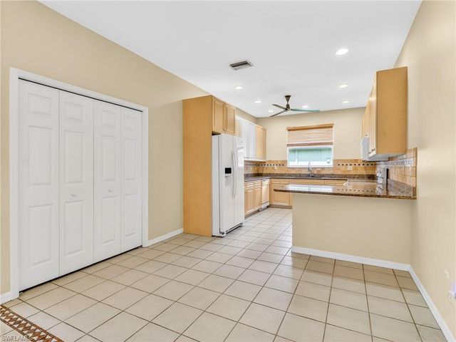 2116 SW 44th ST, Cape Coral, FL 33914