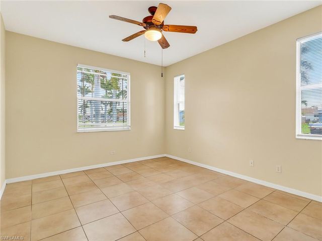 2116 SW 44th ST, Cape Coral, FL 33914