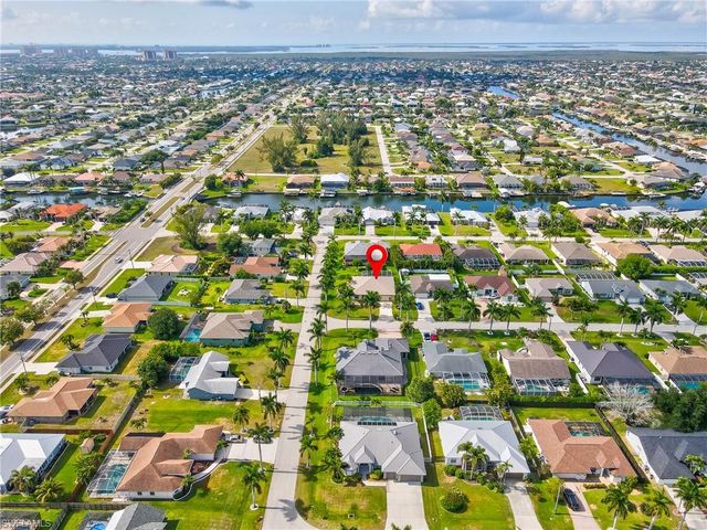 2116 SW 44th ST, Cape Coral, FL 33914