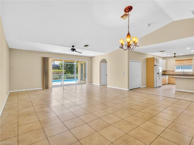 2116 SW 44th ST, Cape Coral, FL 33914