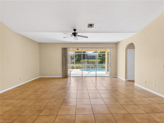 2116 SW 44th ST, Cape Coral, FL 33914