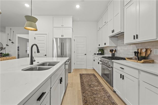 4816 N Marshall Avenue, Fayetteville, AR 72764