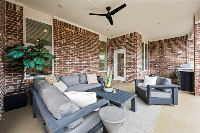 4816 N Marshall Avenue, Fayetteville, AR 72764