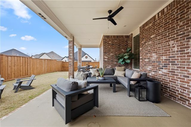 4816 N Marshall Avenue, Fayetteville, AR 72764