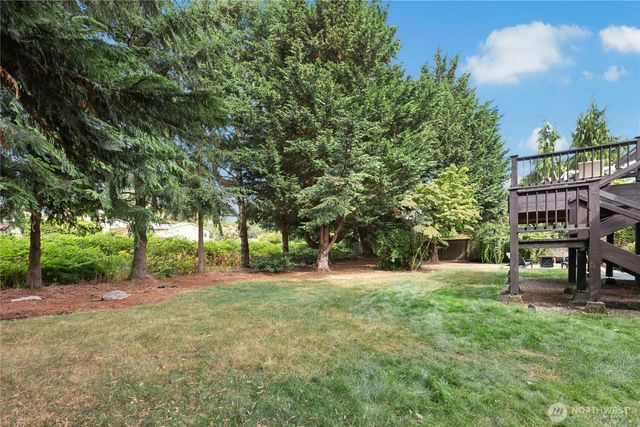 6913 125th Avenue SE, Newcastle, WA 98056