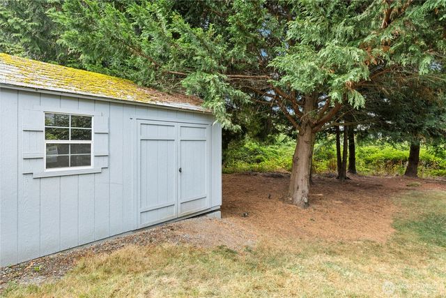6913 125th Avenue SE, Newcastle, WA 98056
