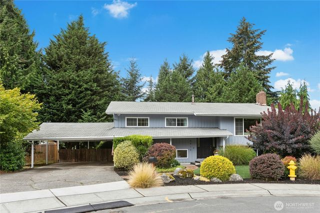 6913 125th Avenue SE, Newcastle, WA 98056