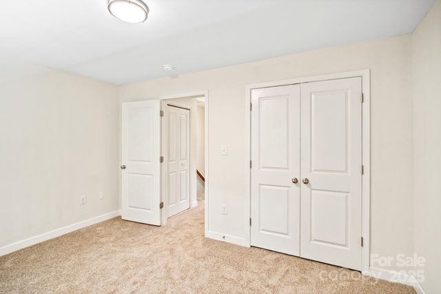 1215 Green Oaks Lane H, Charlotte, NC 28205