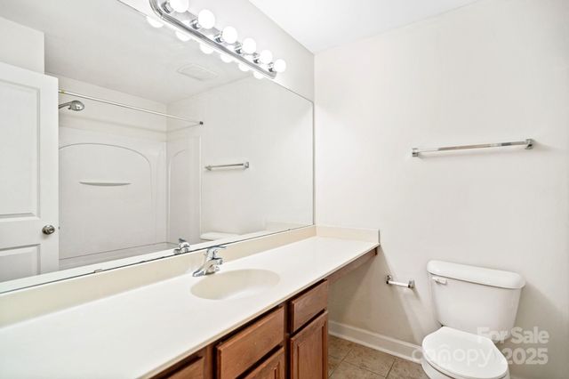 1215 Green Oaks Lane H, Charlotte, NC 28205