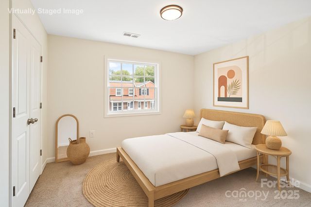 1215 Green Oaks Lane H, Charlotte, NC 28205