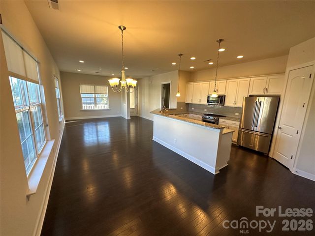 9131 Gladden Hill Lane, Pineville, NC 28134