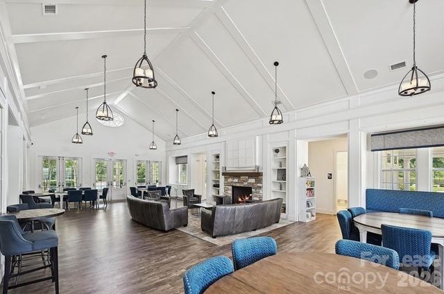 9131 Gladden Hill Lane, Pineville, NC 28134