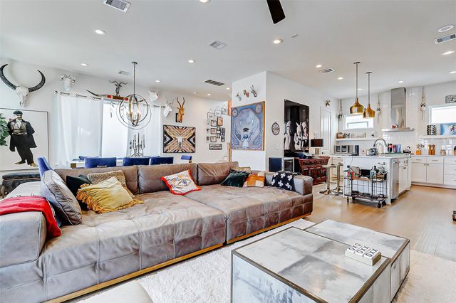 1747 Ojeman Spring Lane, Houston, TX 77055