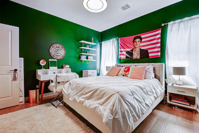 1747 Ojeman Spring Lane, Houston, TX 77055