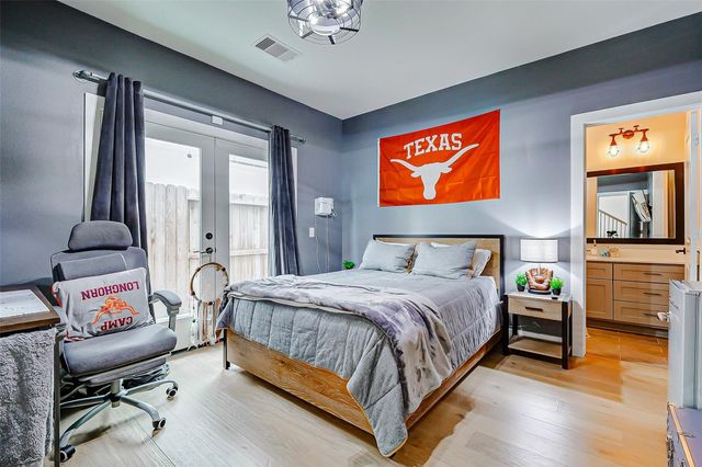 1747 Ojeman Spring Lane, Houston, TX 77055