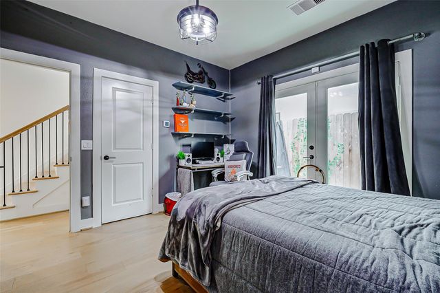 1747 Ojeman Spring Lane, Houston, TX 77055