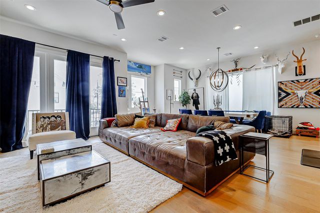 1747 Ojeman Spring Lane, Houston, TX 77055