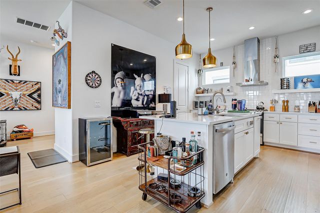 1747 Ojeman Spring Lane, Houston, TX 77055