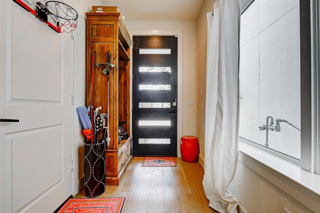 1747 Ojeman Spring Lane, Houston, TX 77055