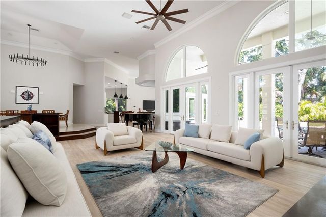 540 Marbrisa Drive, Vero Beach, FL 32963