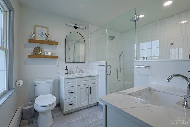4006 Miami Rd, Mariemont, OH 45227