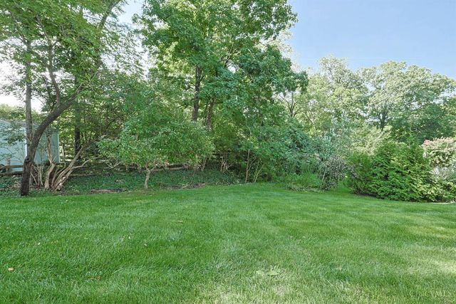 4006 Miami Rd, Mariemont, OH 45227