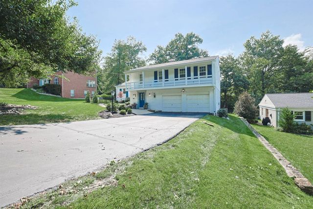 4006 Miami Rd, Mariemont, OH 45227
