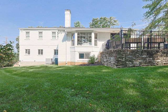 4006 Miami Rd, Mariemont, OH 45227