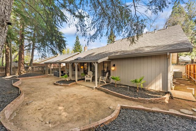 5350 Terrace Oak Cir, Fair Oaks, CA 95628