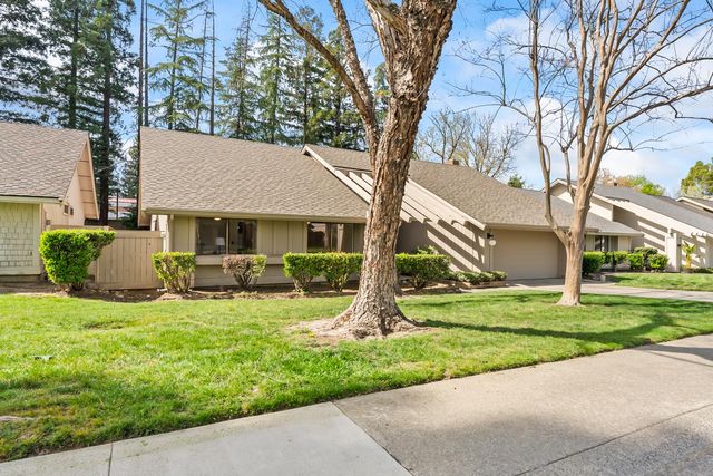 5350 Terrace Oak Cir, Fair Oaks, CA 95628