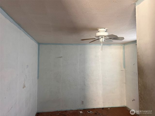 10049 8th Avenue SW, Seattle, WA 98146