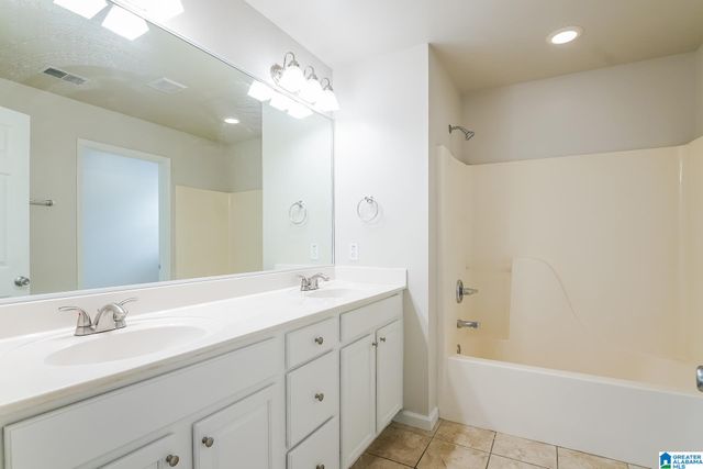 195 CARRINGTON LANE, Calera, AL 35040