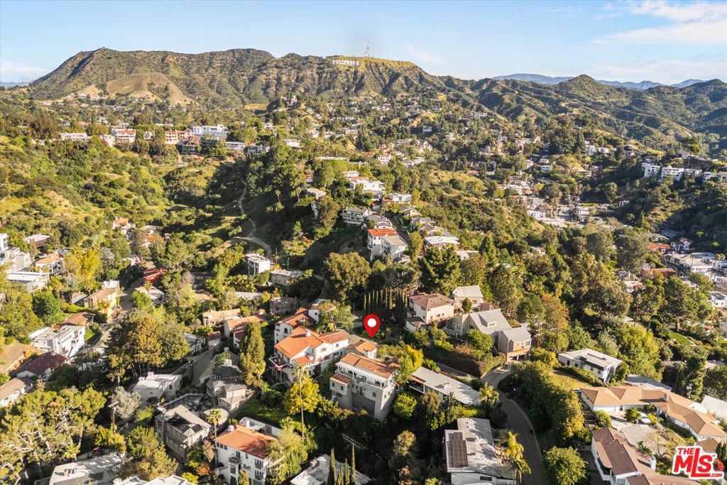 Image 50 of property listing at 2547 Creston Drive, Los Angeles, CA 90068