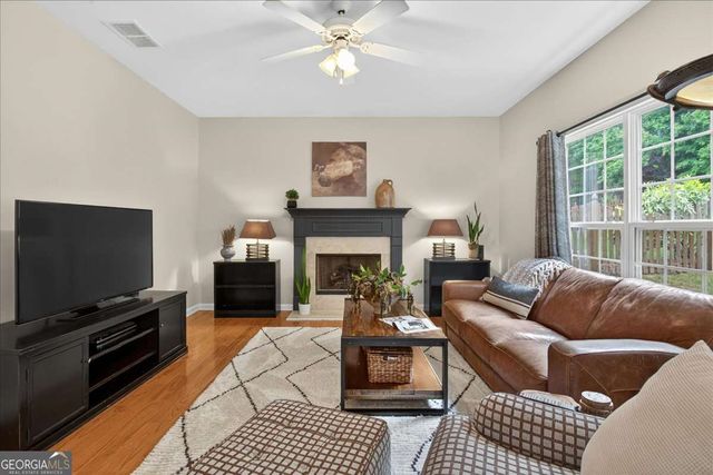 487 Highlands Loop, Woodstock, GA 30188
