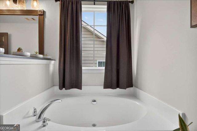 487 Highlands Loop, Woodstock, GA 30188