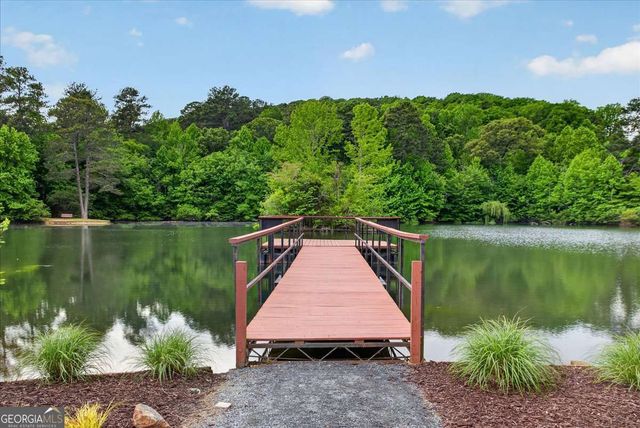 487 Highlands Loop, Woodstock, GA 30188